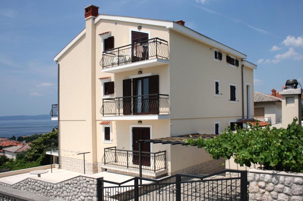 Apartments With A Parking Space Novi Vinodolski - 5593 ภายนอก รูปภาพ
