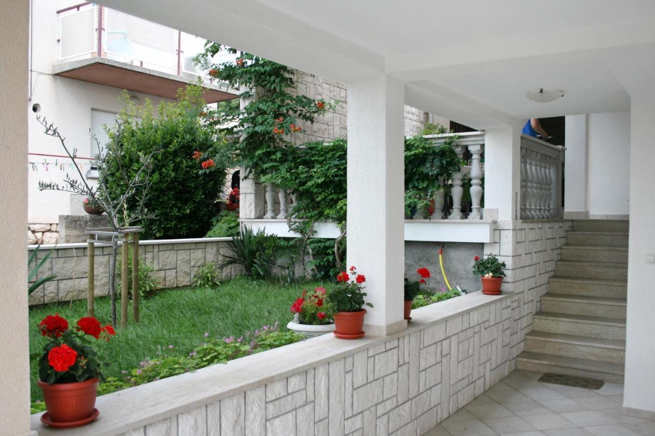 Apartments With A Parking Space Novi Vinodolski - 5593 ภายนอก รูปภาพ