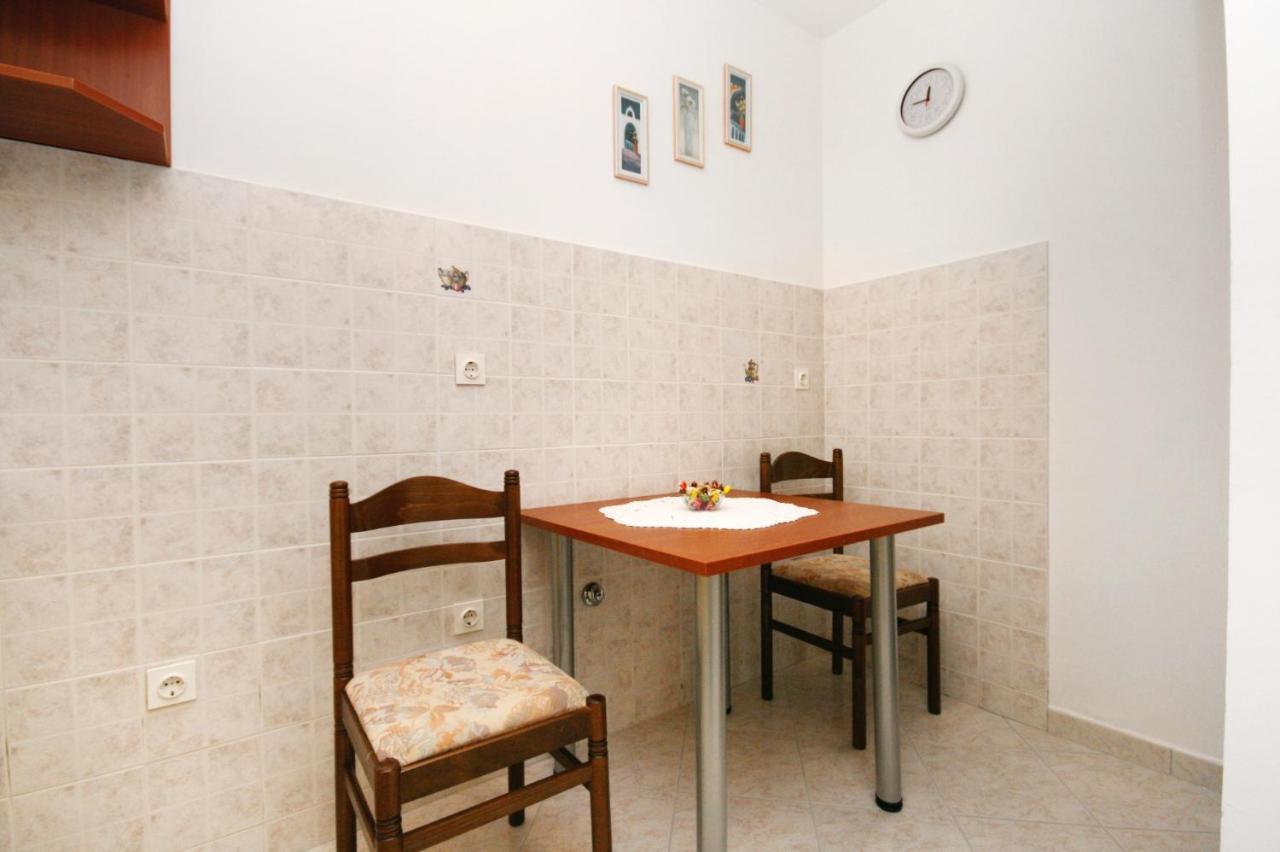 Apartments With A Parking Space Novi Vinodolski - 5593 ภายนอก รูปภาพ